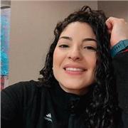 Universitario, dispuesta a enseñar mi idioma natal 
El español